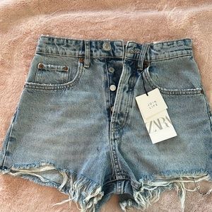 Zara button fly denim shorts. NWT